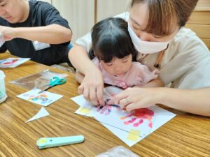 ☆「手形・足形アート(花シール)」☆(上園)