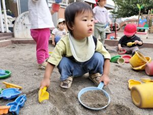 戸外遊び（三上）