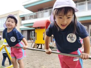 だ～るまさんがこ～ろんだ（福田純）