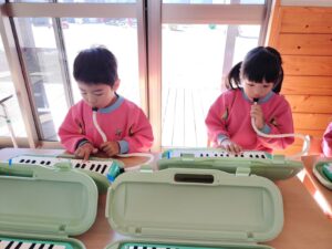 鍵盤ハーモニカの様子（田中）