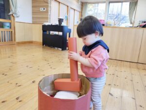 餅つきごっこをしたよ★（松下）