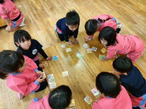 かるたとり（江田）