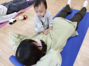 親子ヨガ（森）