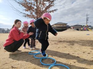 ボール遊び♪(谷田貝)