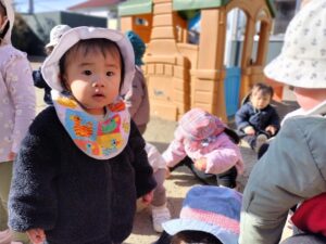 園庭で遊びました！（福田）