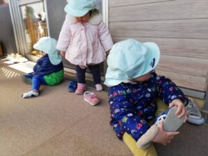 ☆戸外遊び楽しいね☆（根本）