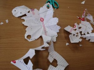 ☆はさみで製作☆（柳田）