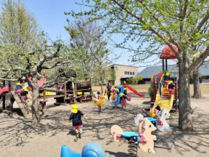 戸外遊び（小栗）