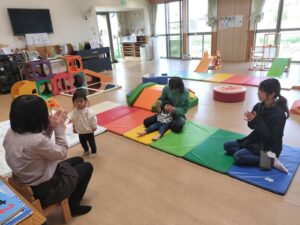 ☆「おはなし会」☆（青柳）