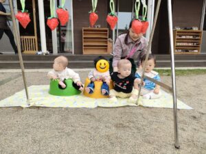 いちご狩りごっこ・いちごパーティー（遠藤）