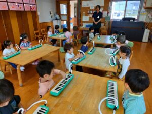 鍵盤ハーモニカ頑張ってます☆（鈴木）