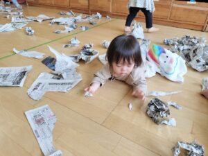 新聞遊び☆（西村）