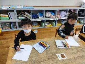 戸外で宝探し☆（新村）