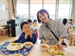 給食と休憩の様子（菊地）
