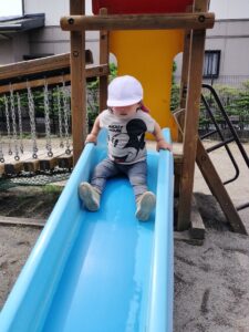 園庭遊びとハミガキの様子です♪(山縣)