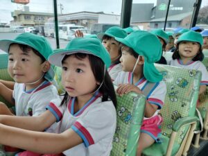 たまねぎ掘りに行ったよ！（伊藤）