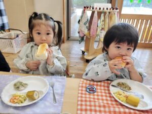 小さくたって給食たくさん食べれるよ！(福永)
