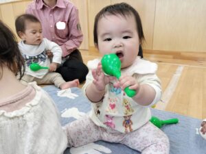 マラカス遊び♪（入野）