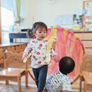 トンネル遊びしたよ！（田辺）