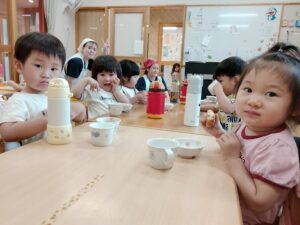 大好きなおやつ（青木彩）