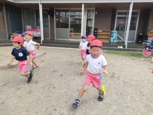 新聞紙遊び(石橋)