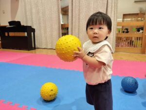 ボール遊び！ (吉川)