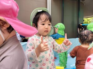 カラフル氷・プール遊び♡（前原）