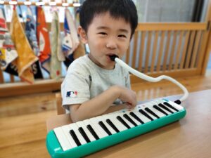 鍵盤ハーモニカの練習♪(尾崎)