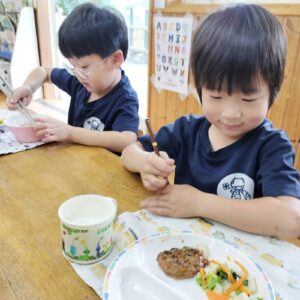 給食おいしかったね！（沼尾）