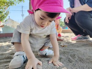 さつまいも堀りごっこ！(神野)