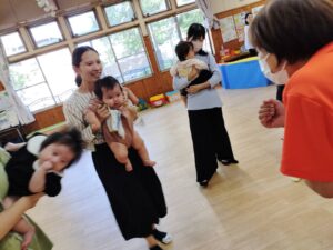 10月10日　リトミック（石崎）