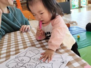 ☆「ぬり絵遊び」☆（青柳）