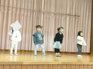 発表会ごっこをしたよ☆（日向野）