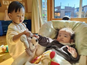 友達と仲良し！（小原）