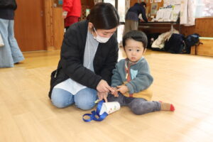 11月25日　園庭開放～秋探し～（櫻井）