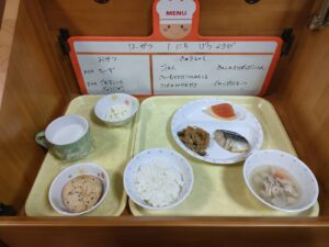 今日の給食☆(こがねい)