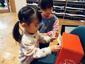 郵便屋さんごっこ（沖田）