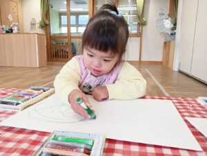 本日の１歳児クラスの様子（小峰）