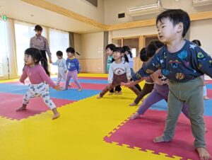 体操と美味しい給食♪(竹澤)