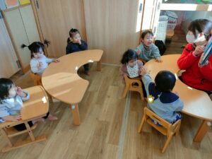 今日もたくさん笑顔が咲きました 〜園での一日の様子〜（井上）