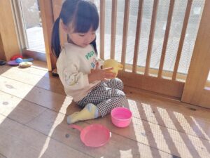 室内で遊んだよ。（木村）