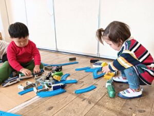 コーナー遊び(歌野)