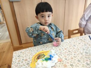 にじみ絵をしたよ♪(尾崎)