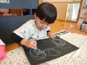 月の制作をしたよ♪(尾崎)