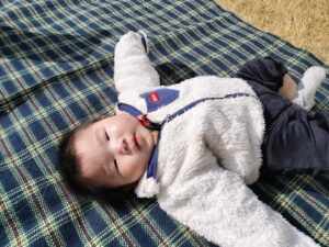 中庭で遊んだよ（塚原）