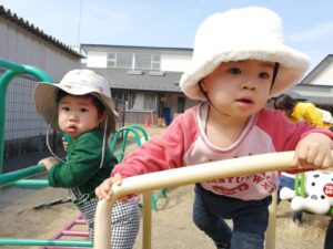 今日の園庭遊びの様子♪（宮田）