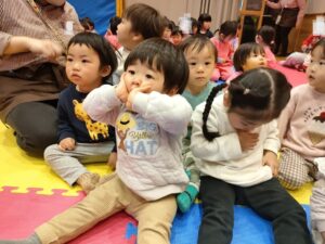 乳児のひな祭り（國谷）