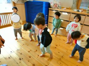 体操ごっこをしたよ！(直江)