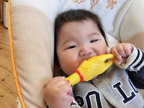 なのはな保育園の園庭で（江藤）