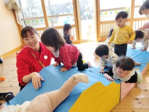 大好きなマット遊び！(齋藤)